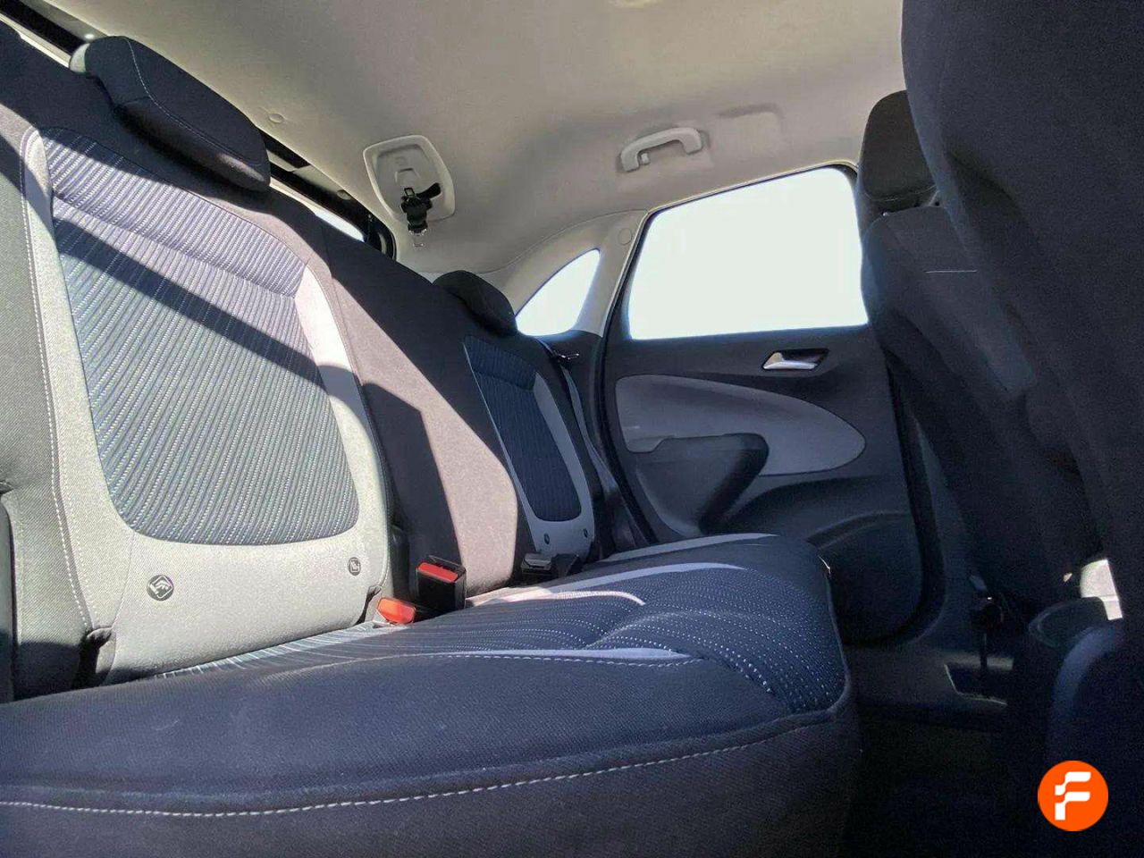 Foto Opel Crossland X 14