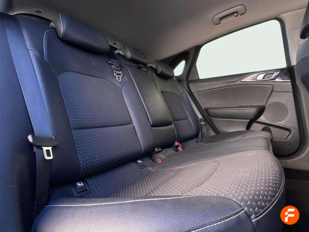 Foto Kia Ceed 15