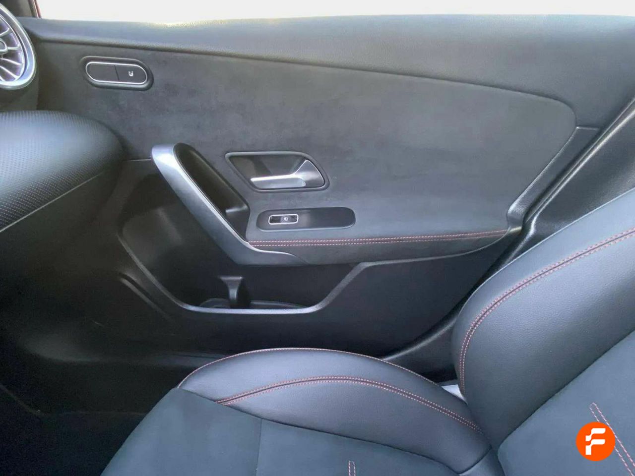 Foto Mercedes-Benz Clase A 34
