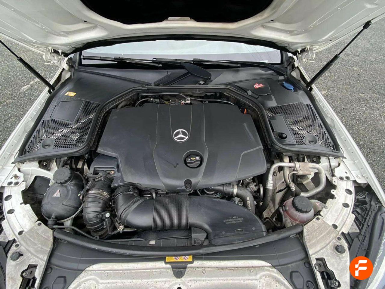 Foto Mercedes-Benz Clase C 30