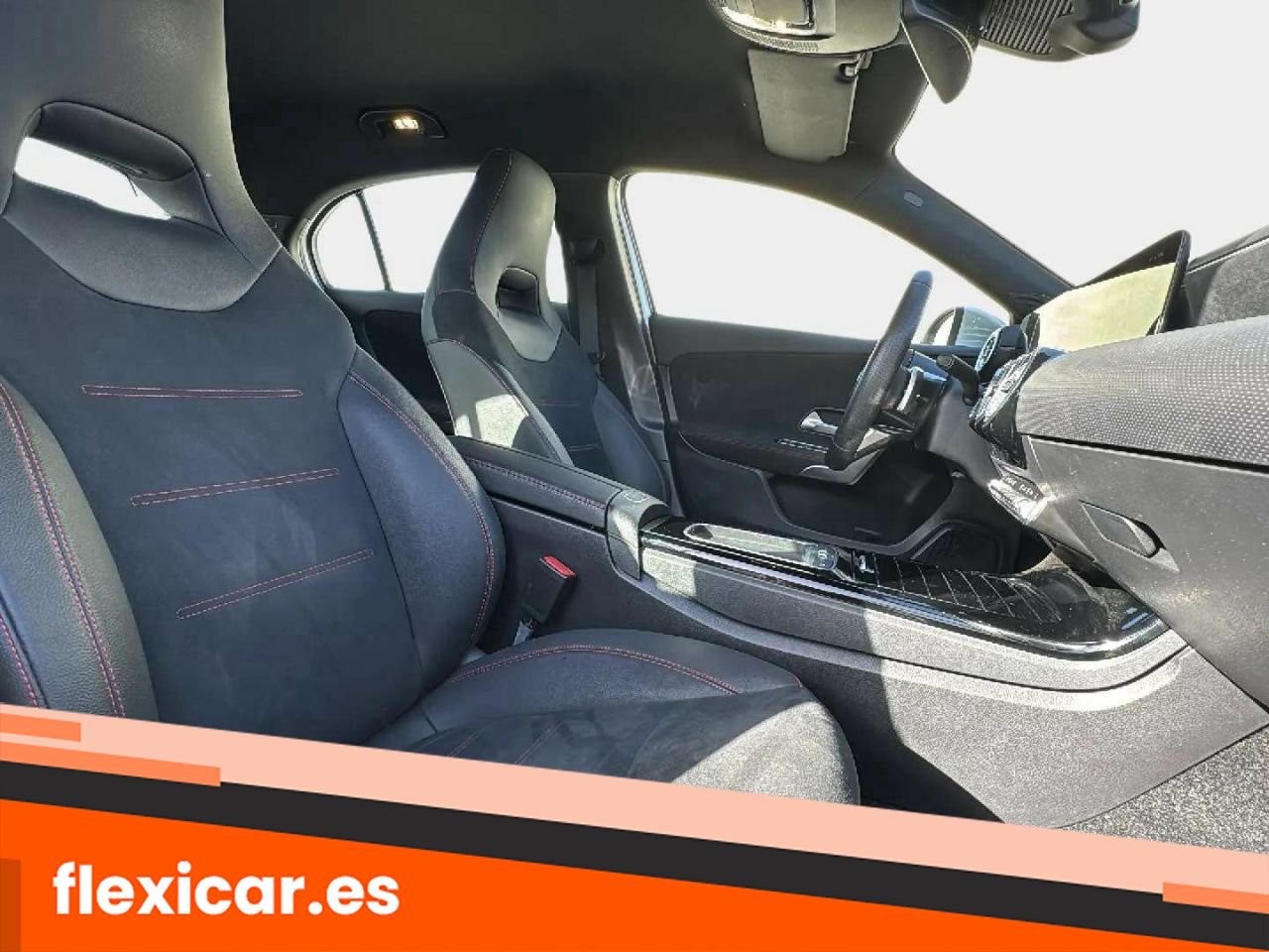Foto Mercedes-Benz Clase A 18