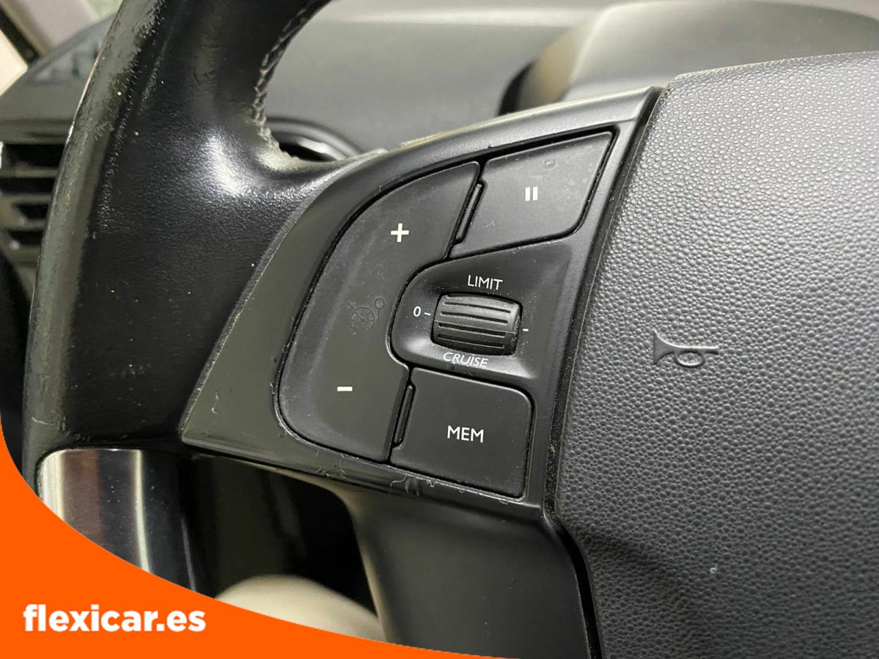 Foto Citroën Grand C4 Picasso 23