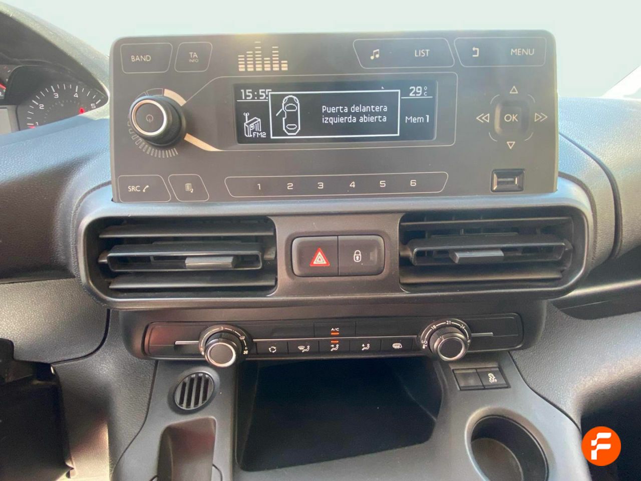 Foto Peugeot Partner 11