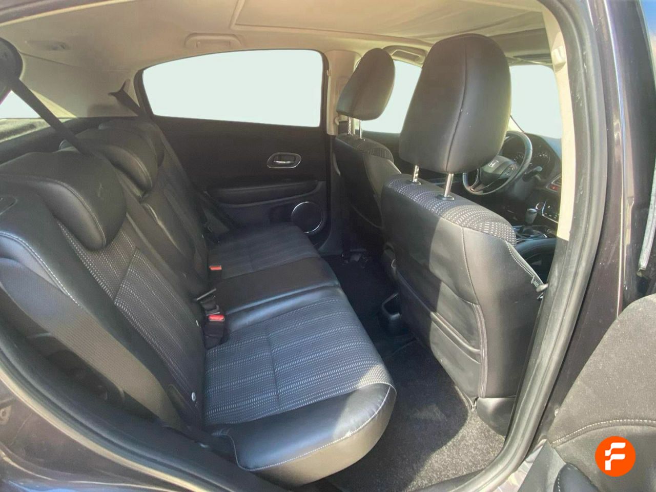 Foto Honda HR-V 10