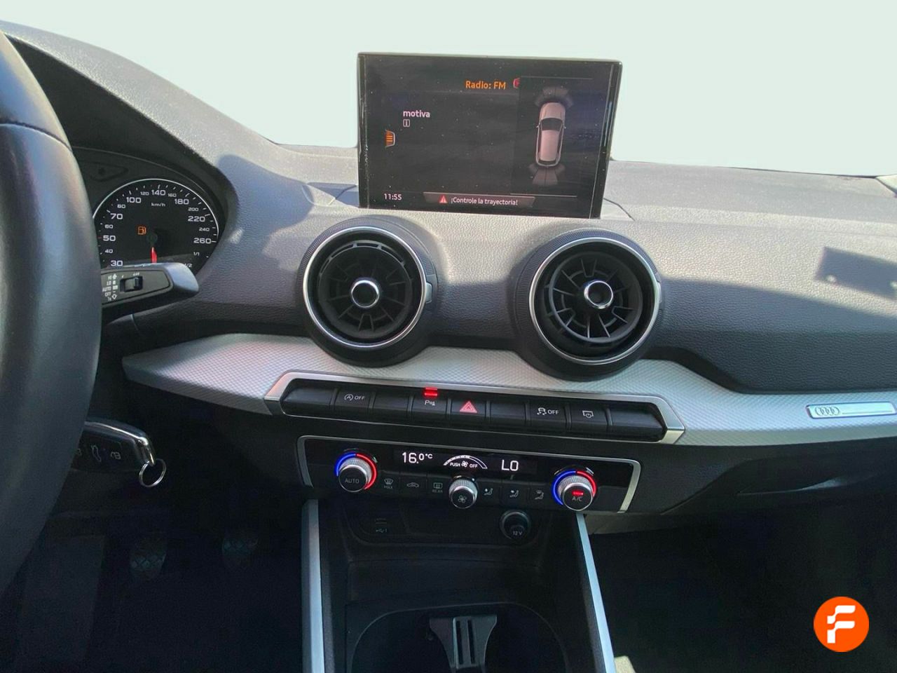 Foto Audi Q2 7