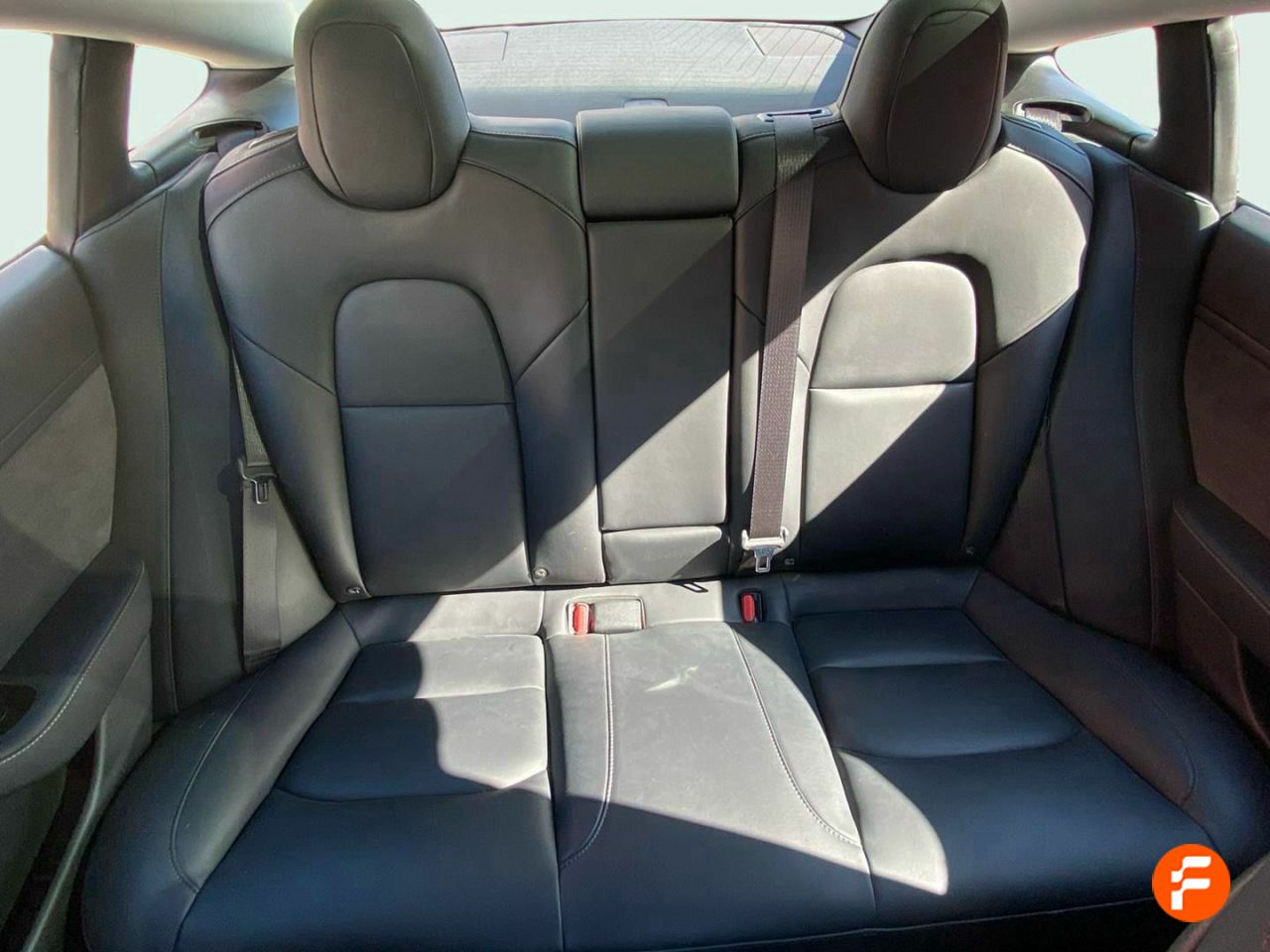 Foto Tesla Model 3 11