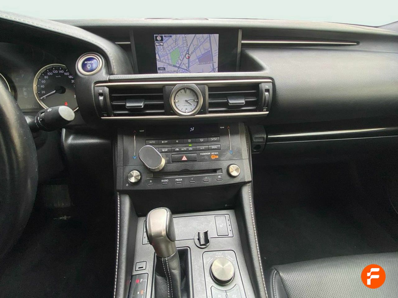Foto Lexus RC 7