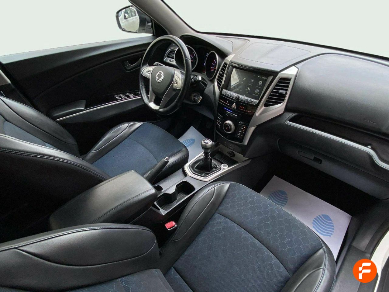 Foto SsangYong Tivoli 13