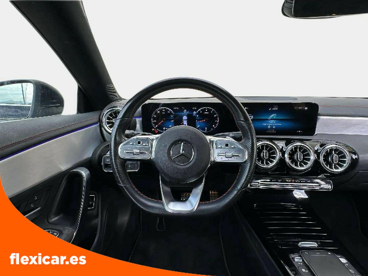Foto Mercedes-Benz Clase CLA 15