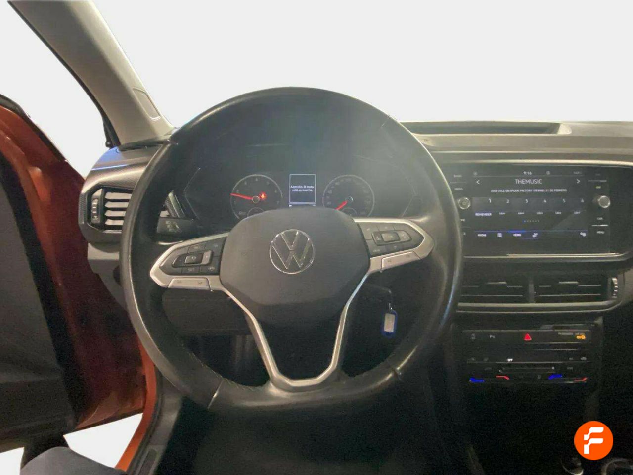 Foto Volkswagen T-Cross 13