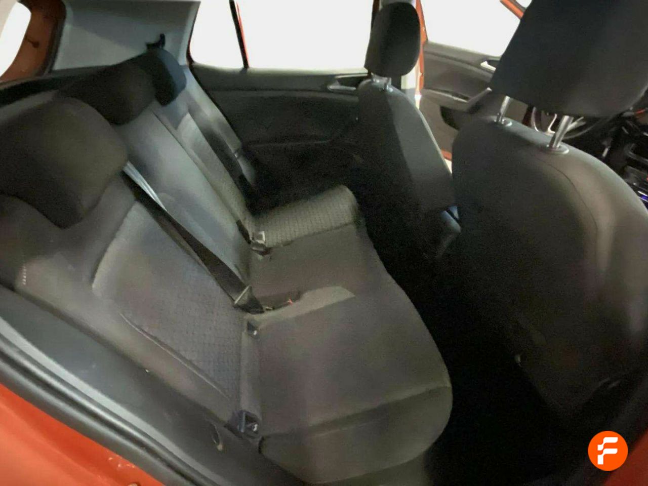 Foto Volkswagen T-Cross 17