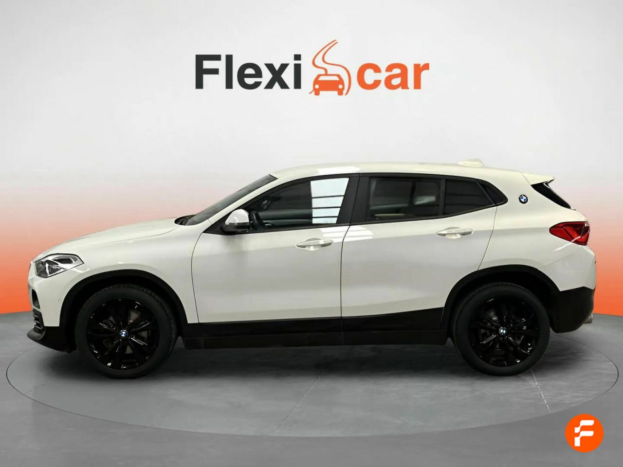 Foto BMW X2 4