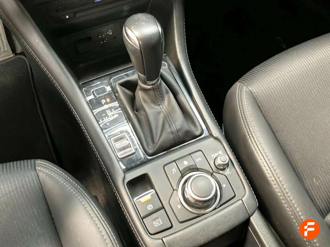 Foto Mazda CX-3 23