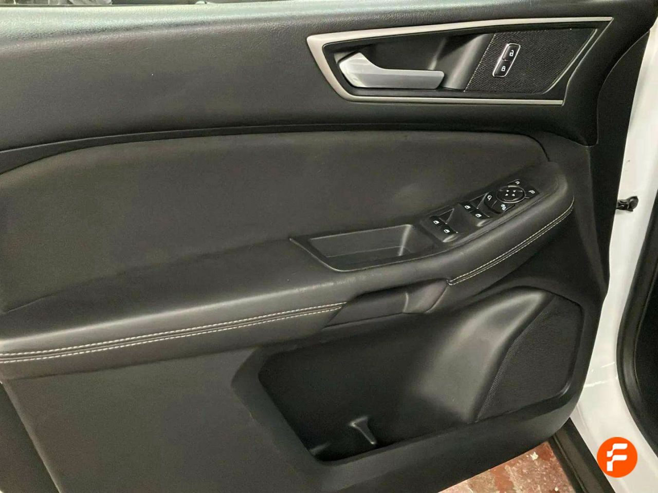 Foto Ford S-Max 10
