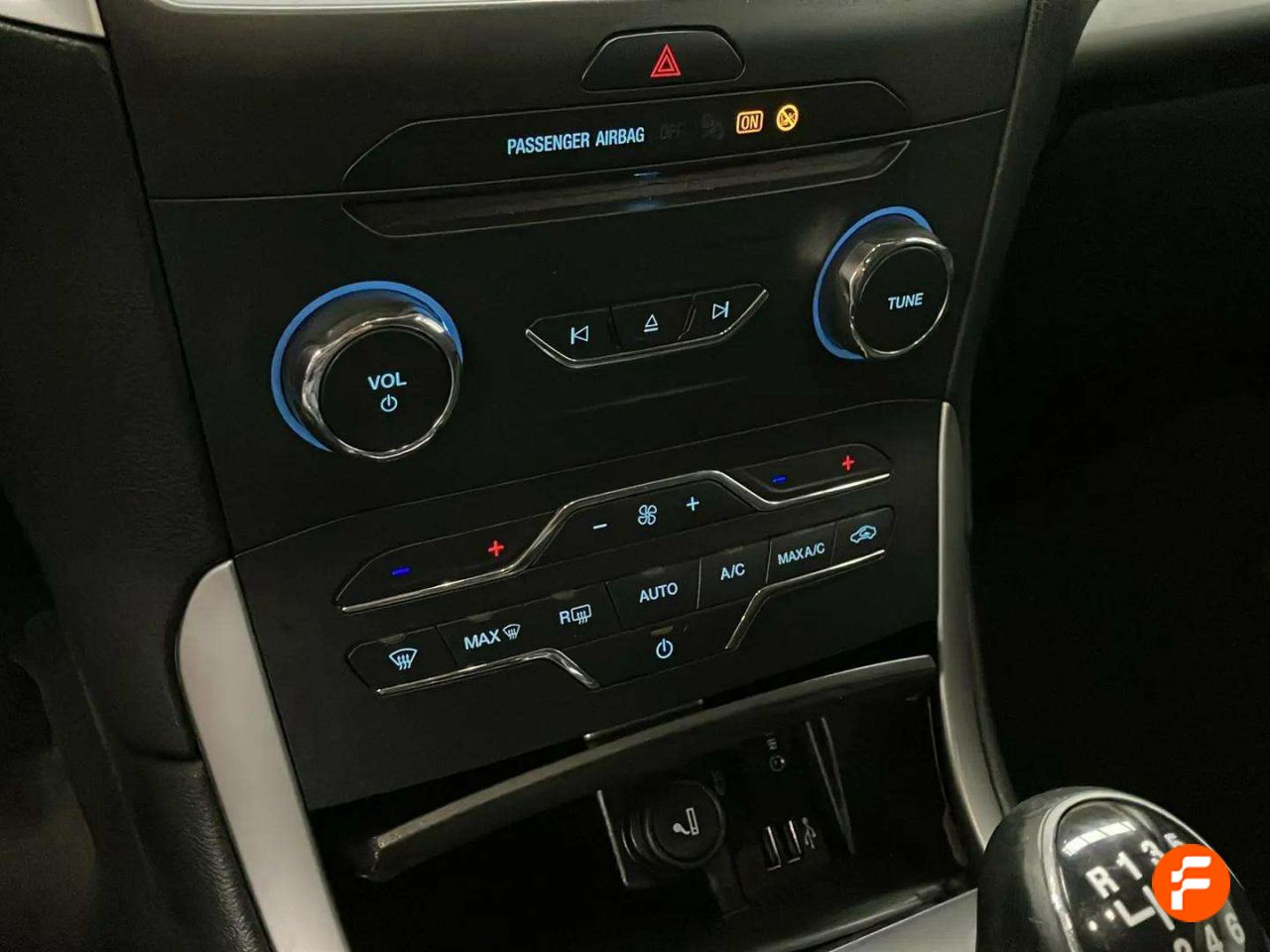 Foto Ford S-Max 21