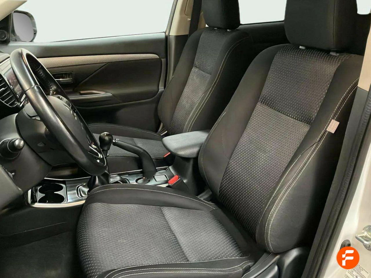 Foto Mitsubishi Outlander 10
