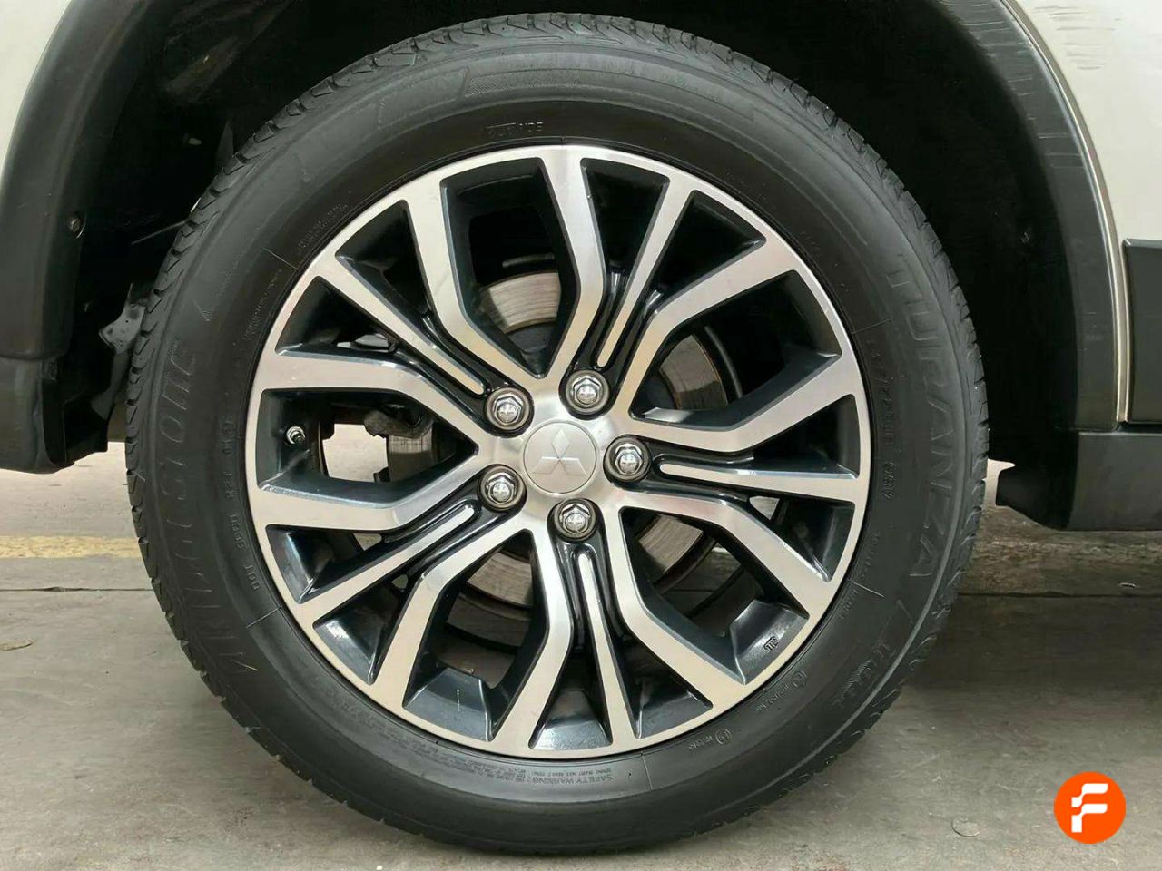 Foto Mitsubishi Outlander 17