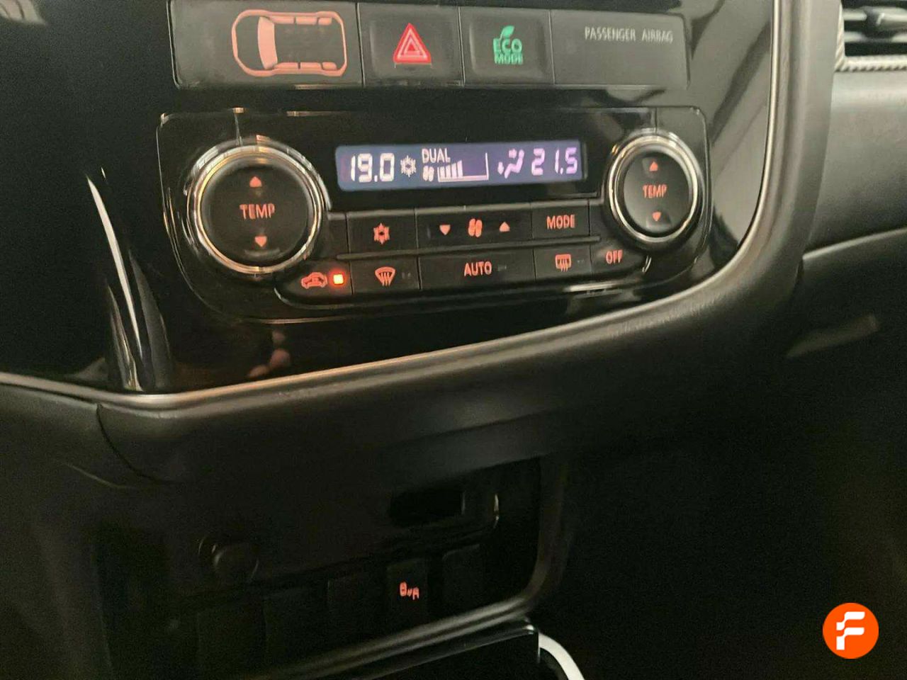 Foto Mitsubishi Outlander 22