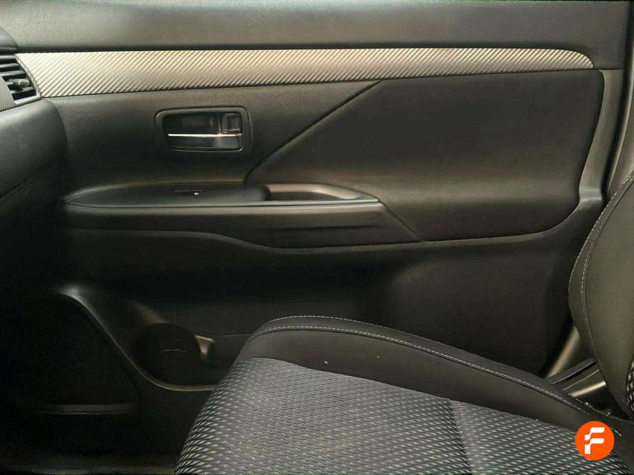 Foto Mitsubishi Outlander 26