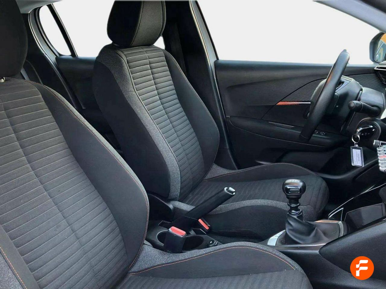 Foto Peugeot 208 17