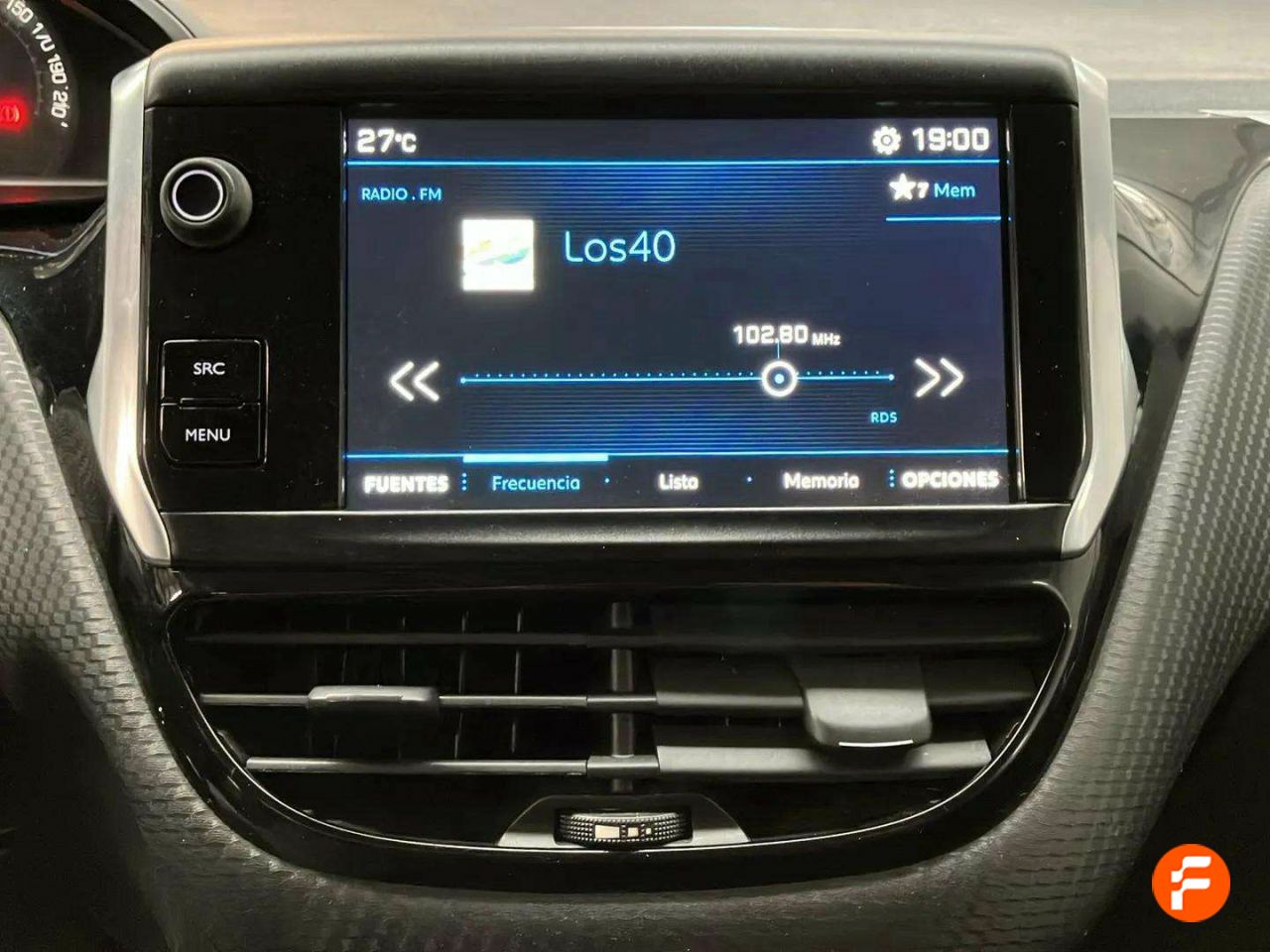 Foto Peugeot 208 18