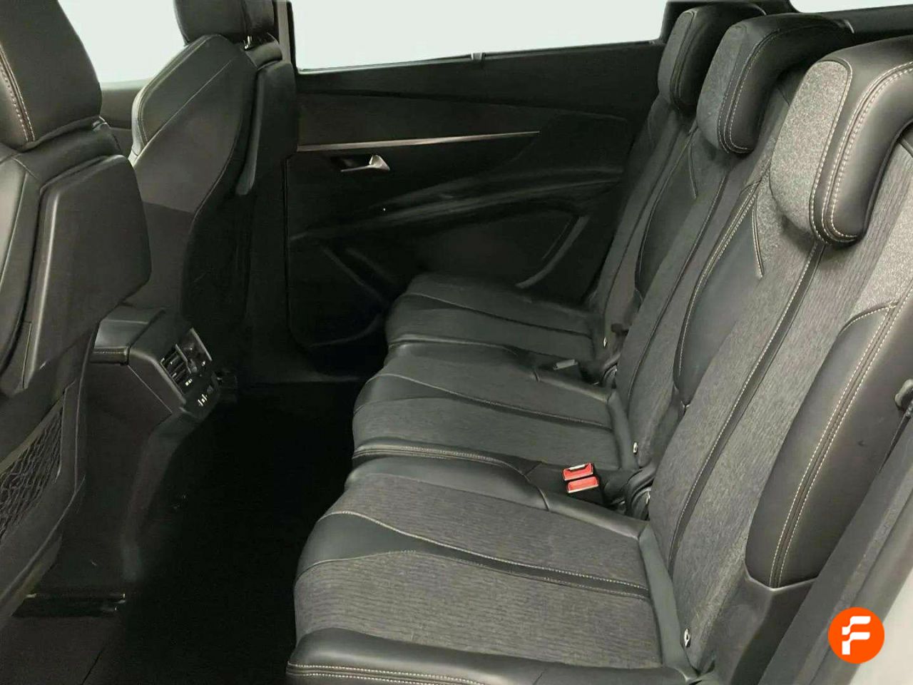 Foto Peugeot 5008 12