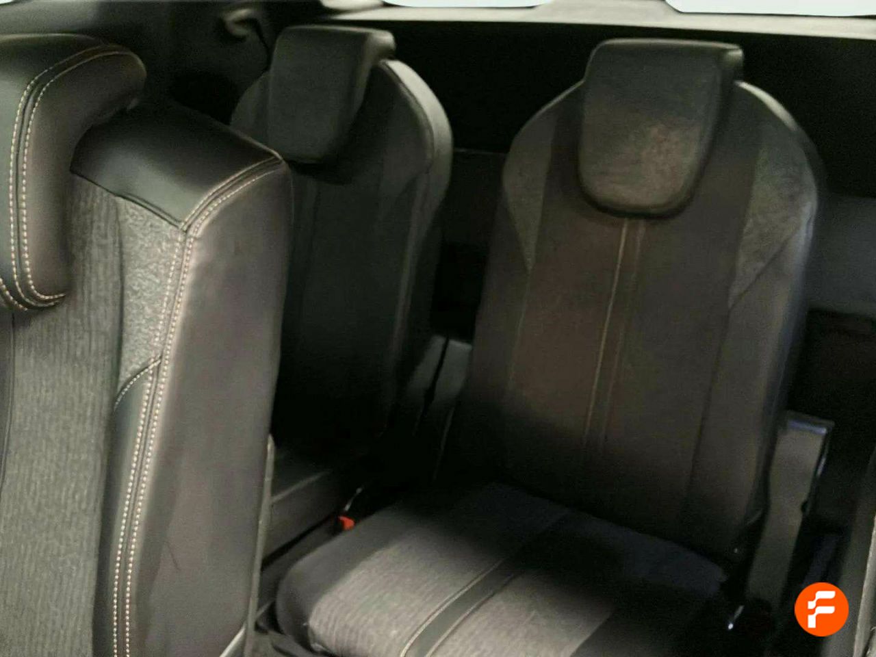 Foto Peugeot 5008 14