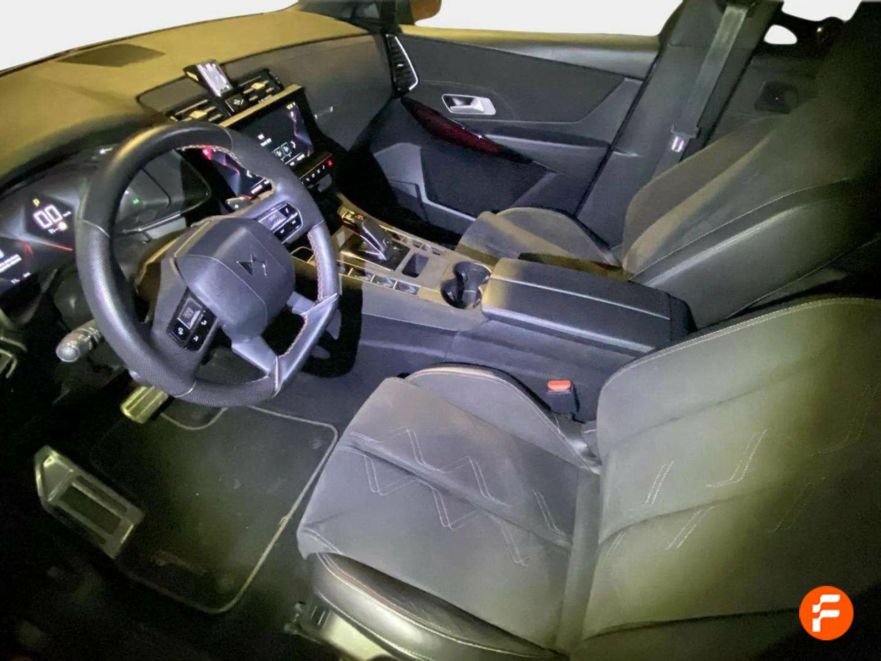 Foto DS Automobiles DS 7 13