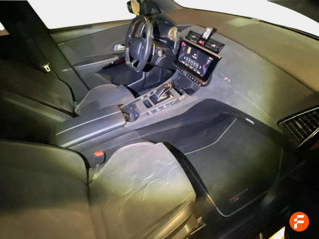 Foto DS Automobiles DS 7 14