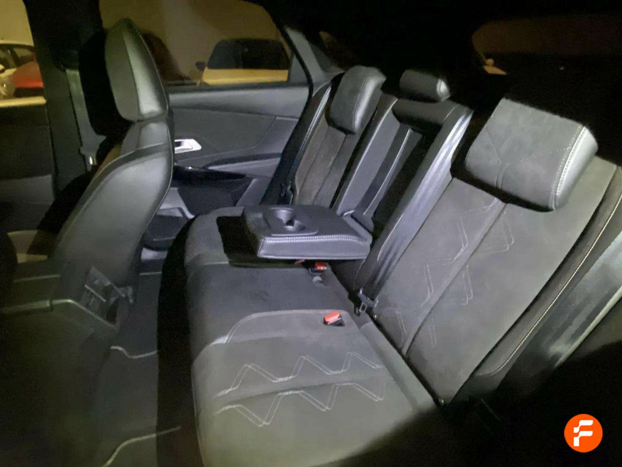 Foto DS Automobiles DS 7 18