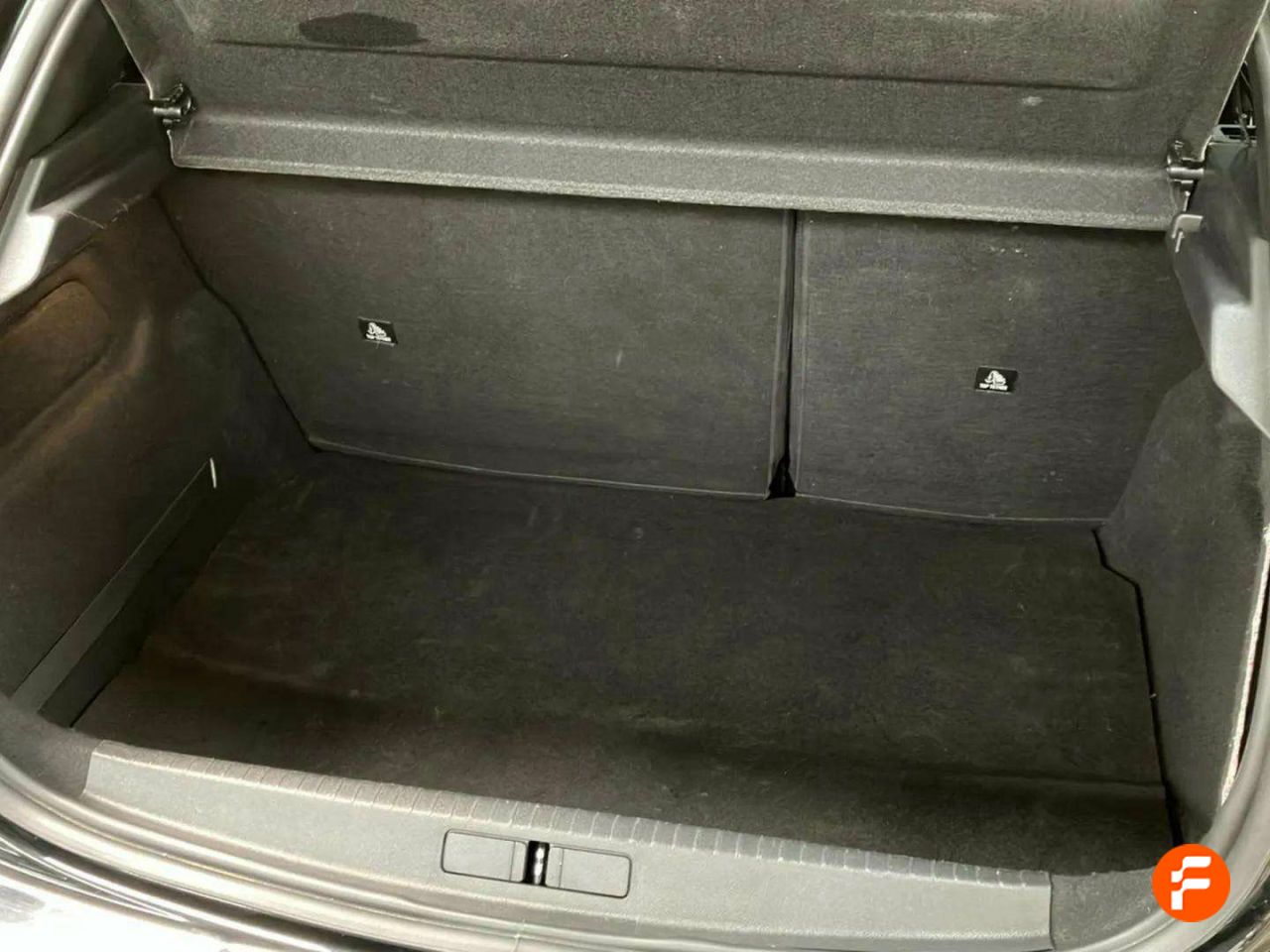 Foto Peugeot 208 13