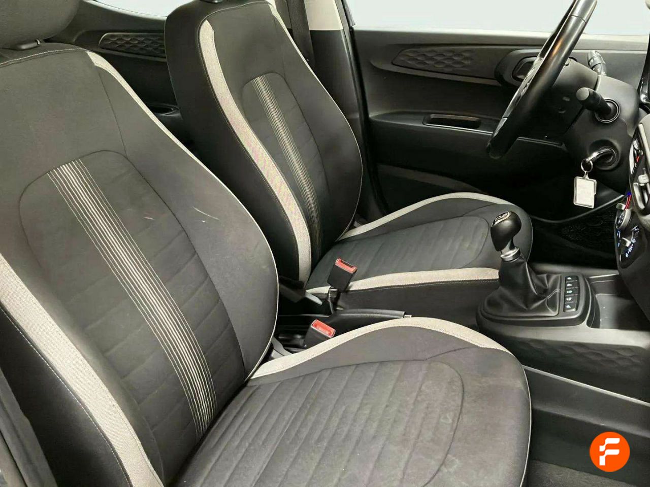 Foto Hyundai i10 10