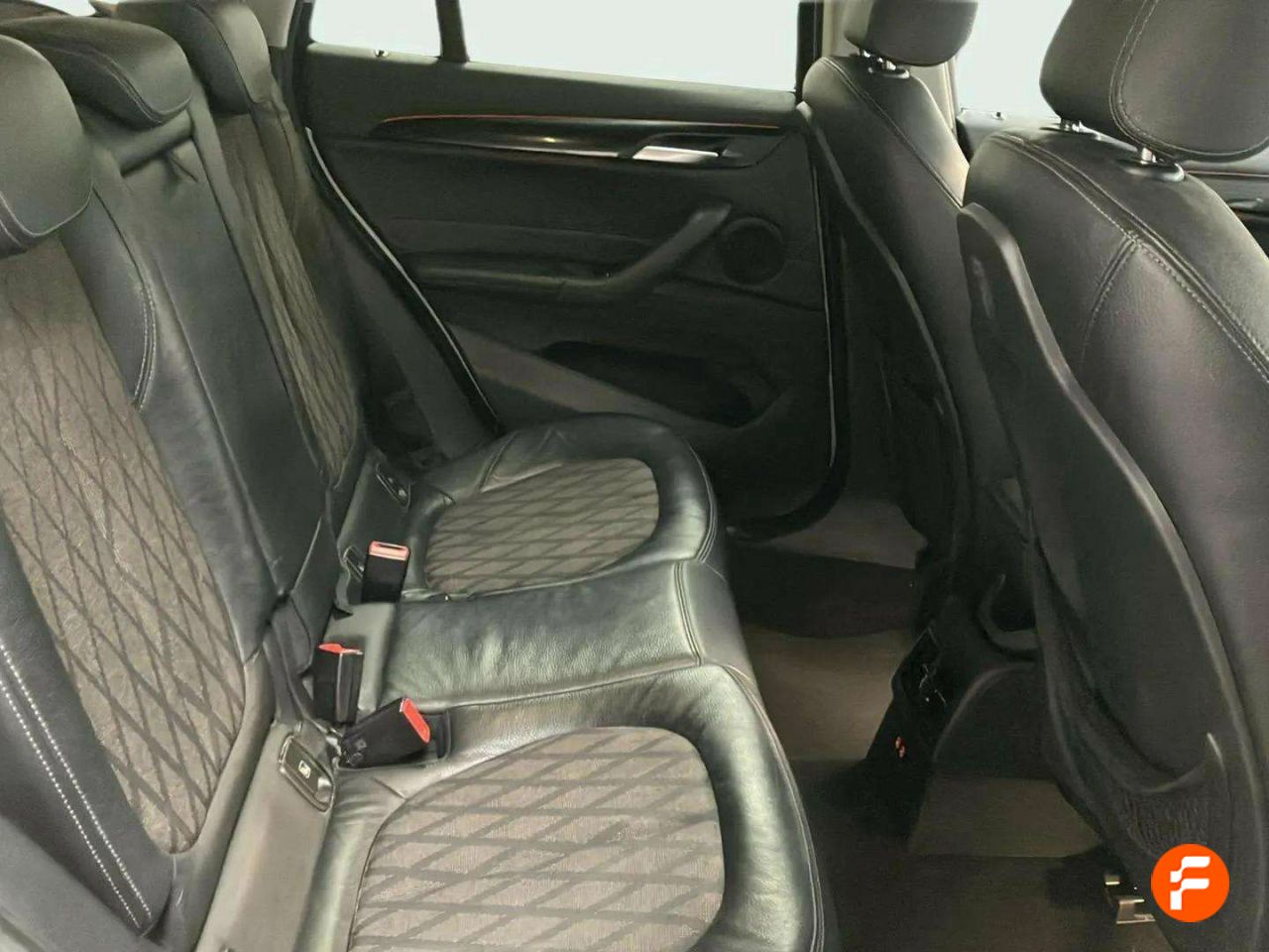 Foto BMW X1 13