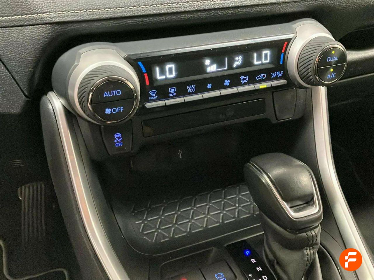 Foto Toyota Rav4 19