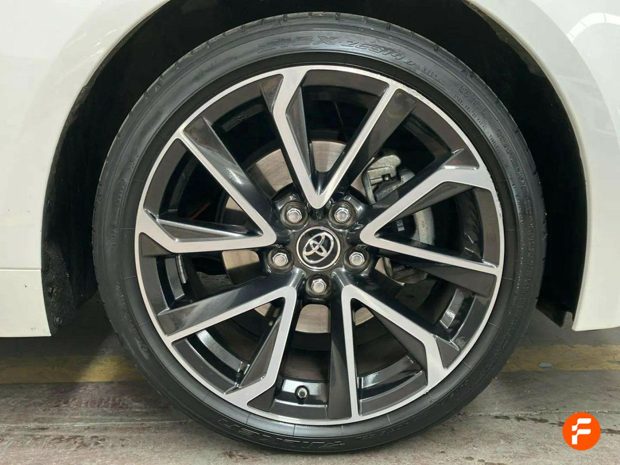 Foto Toyota Corolla 17