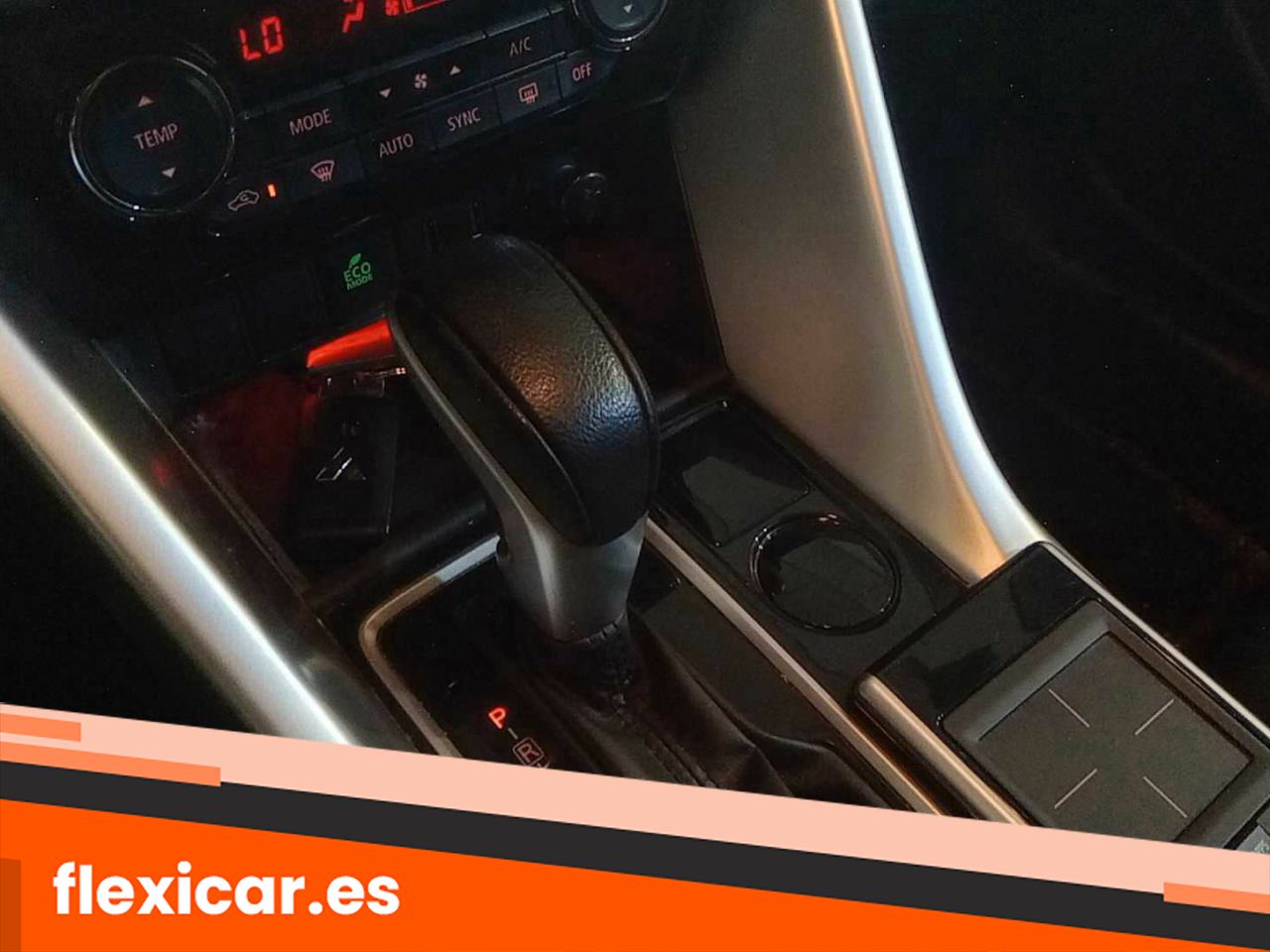 Foto Mitsubishi Eclipse Cross 26
