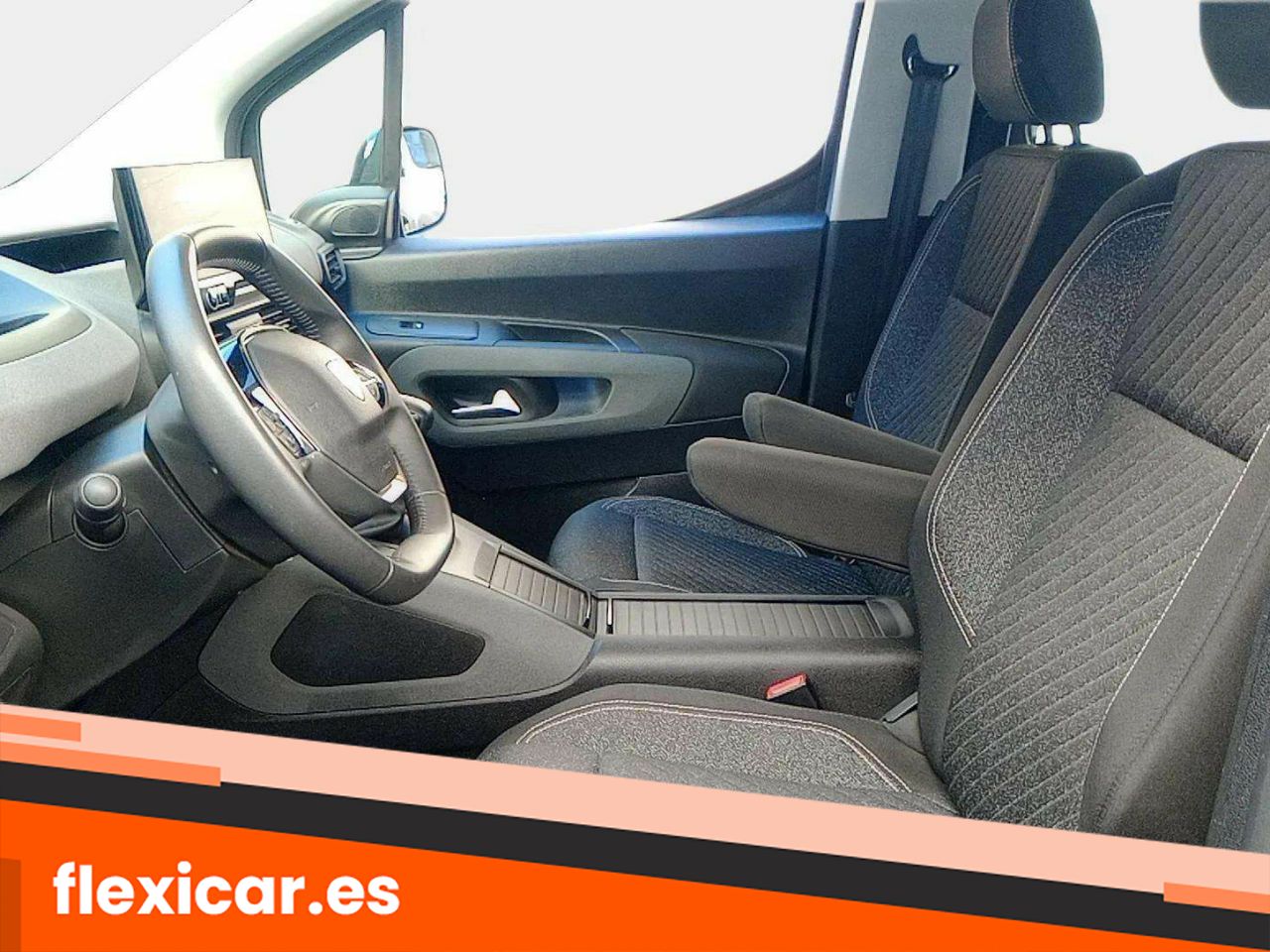 Foto Peugeot Rifter 10