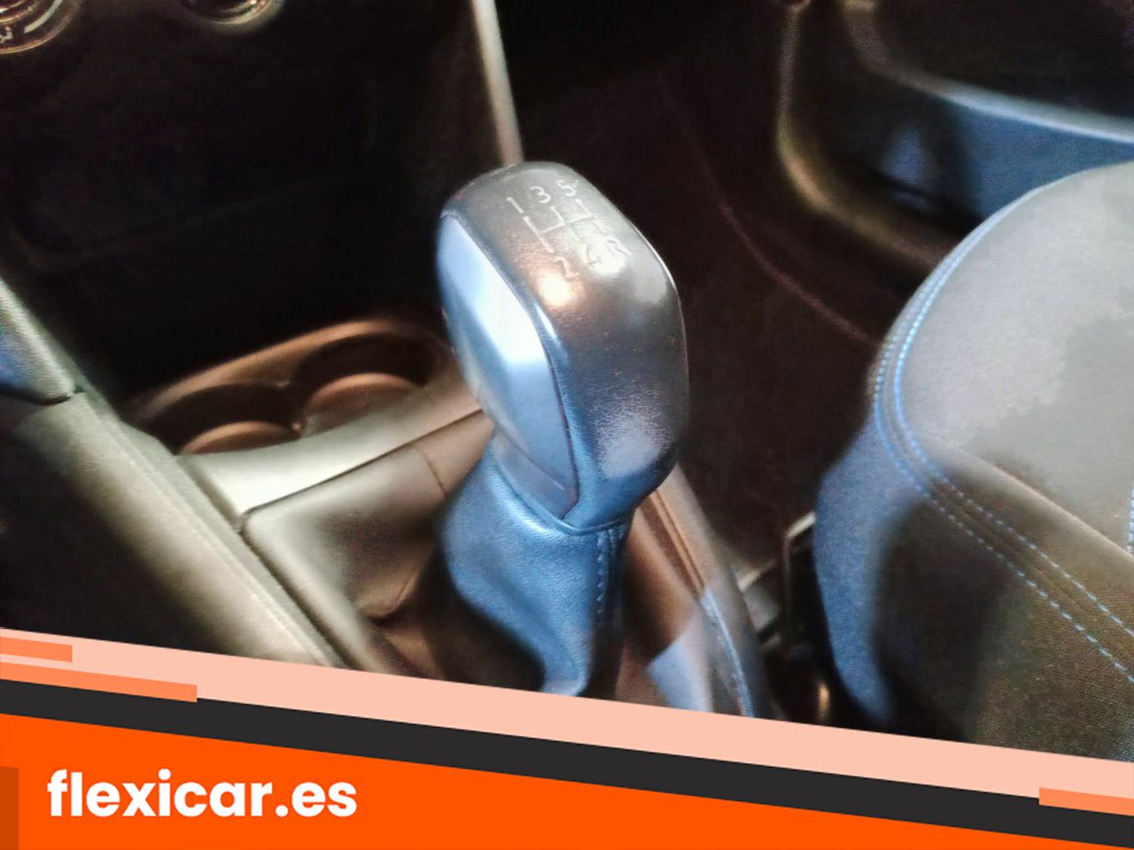 Foto Peugeot 208 17
