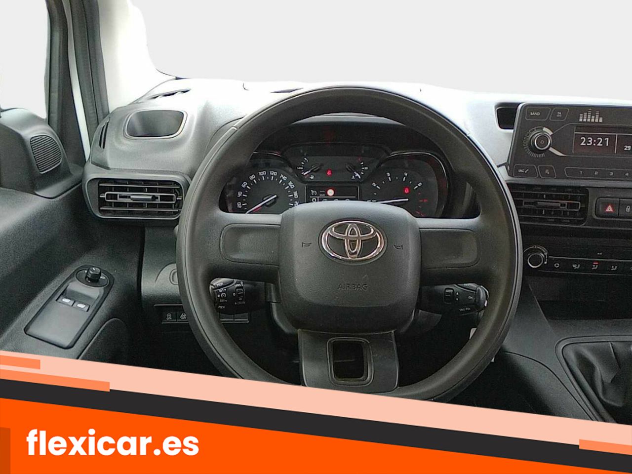 Foto Toyota Proace 9