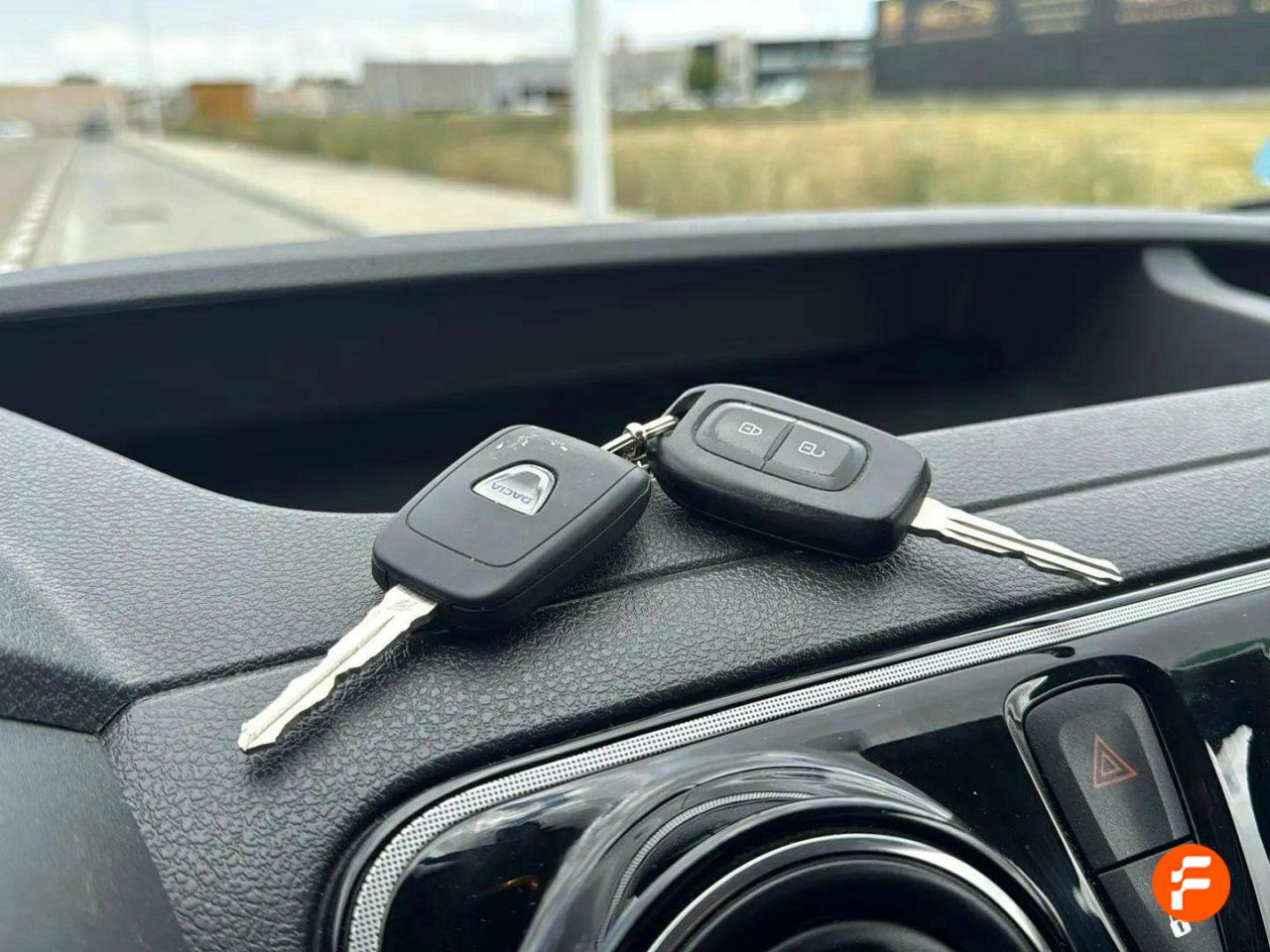 Foto Dacia Dokker 16
