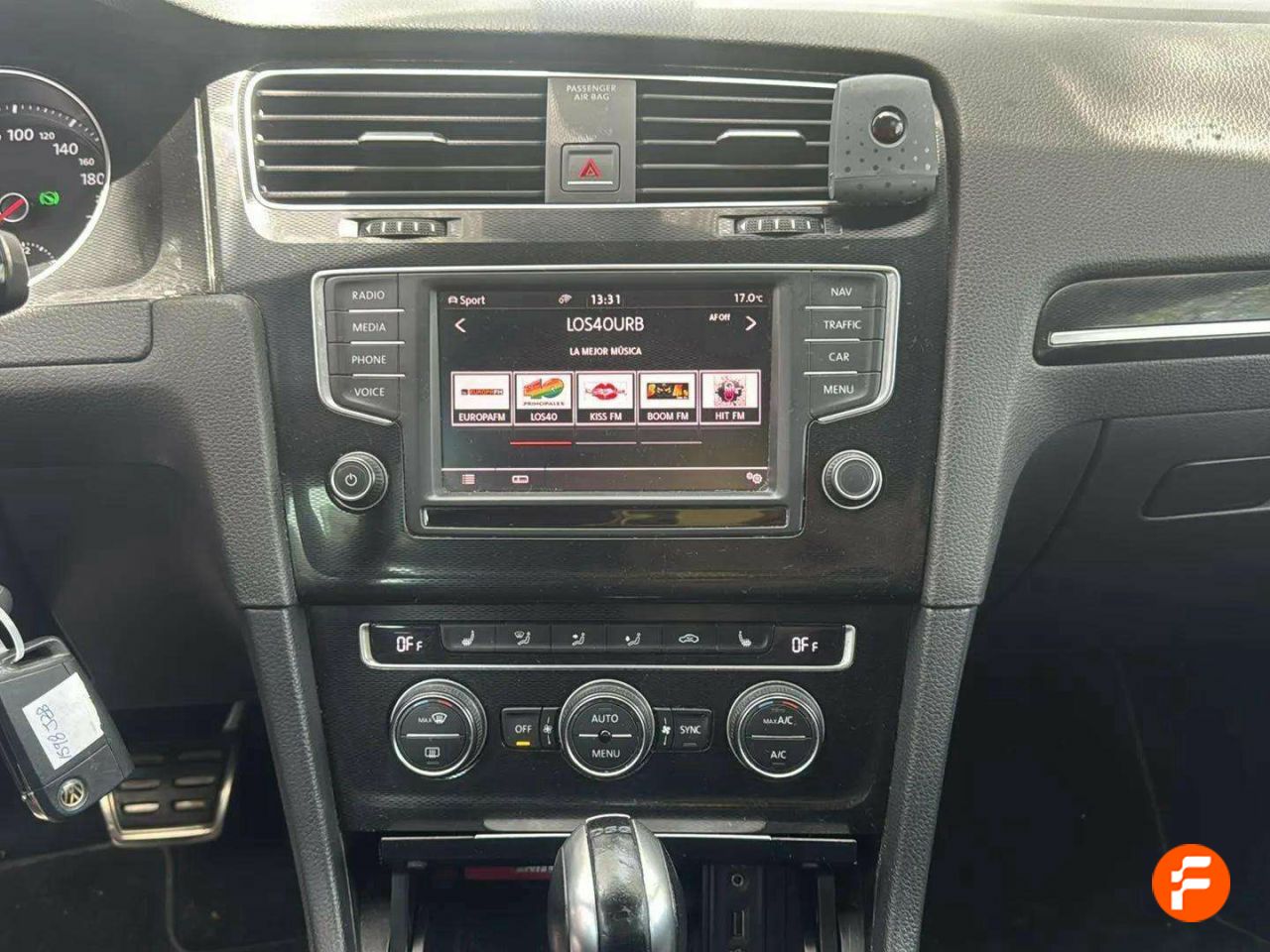 Foto Volkswagen Golf 10
