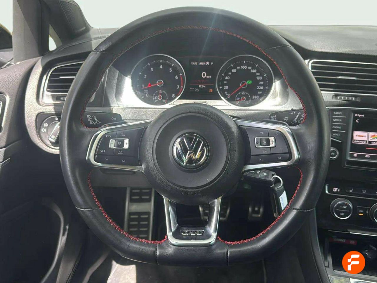 Foto Volkswagen Golf 11