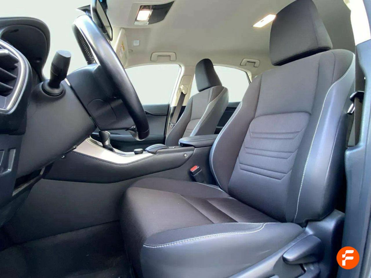 Foto Lexus NX 13