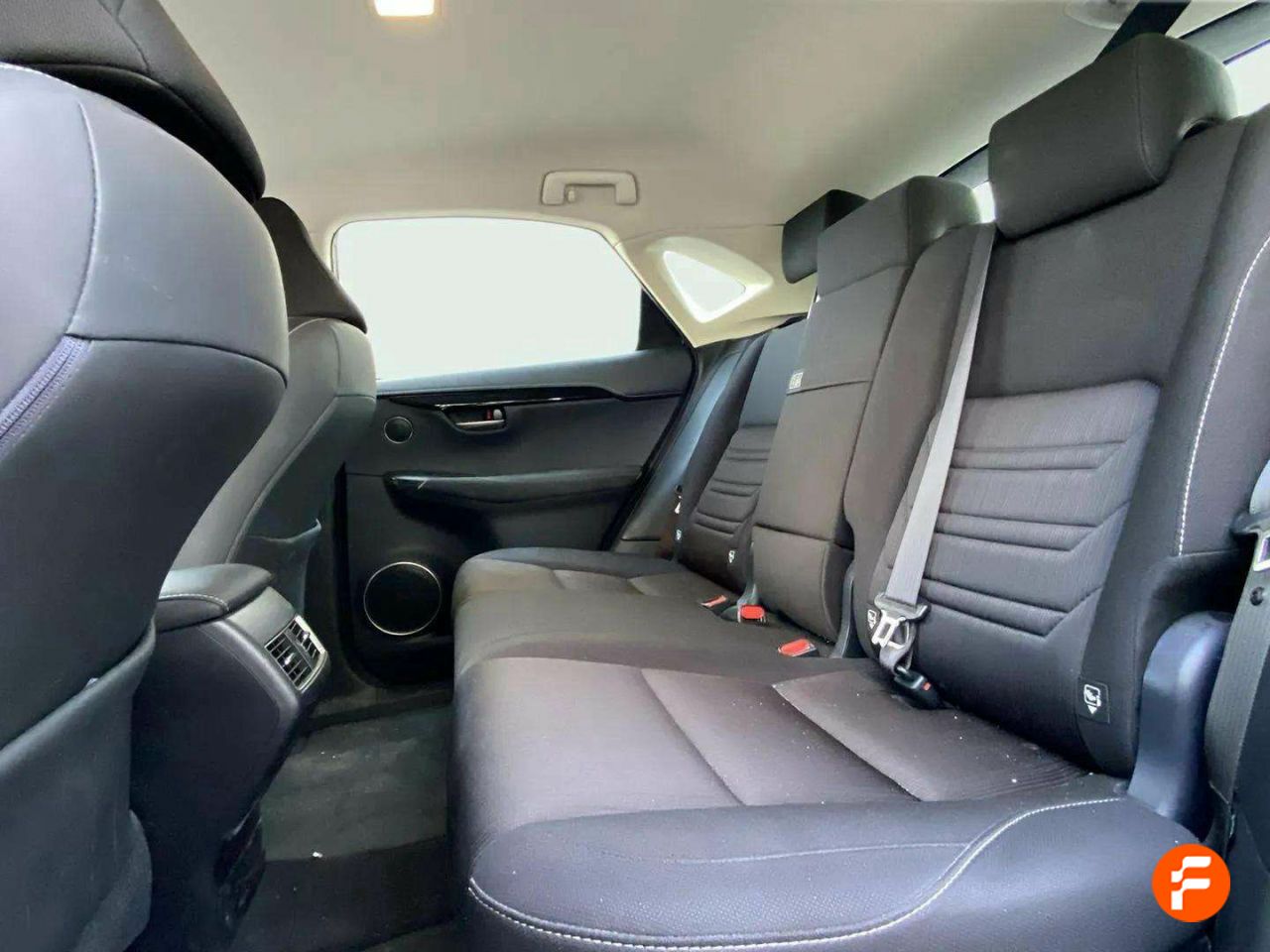 Foto Lexus NX 14