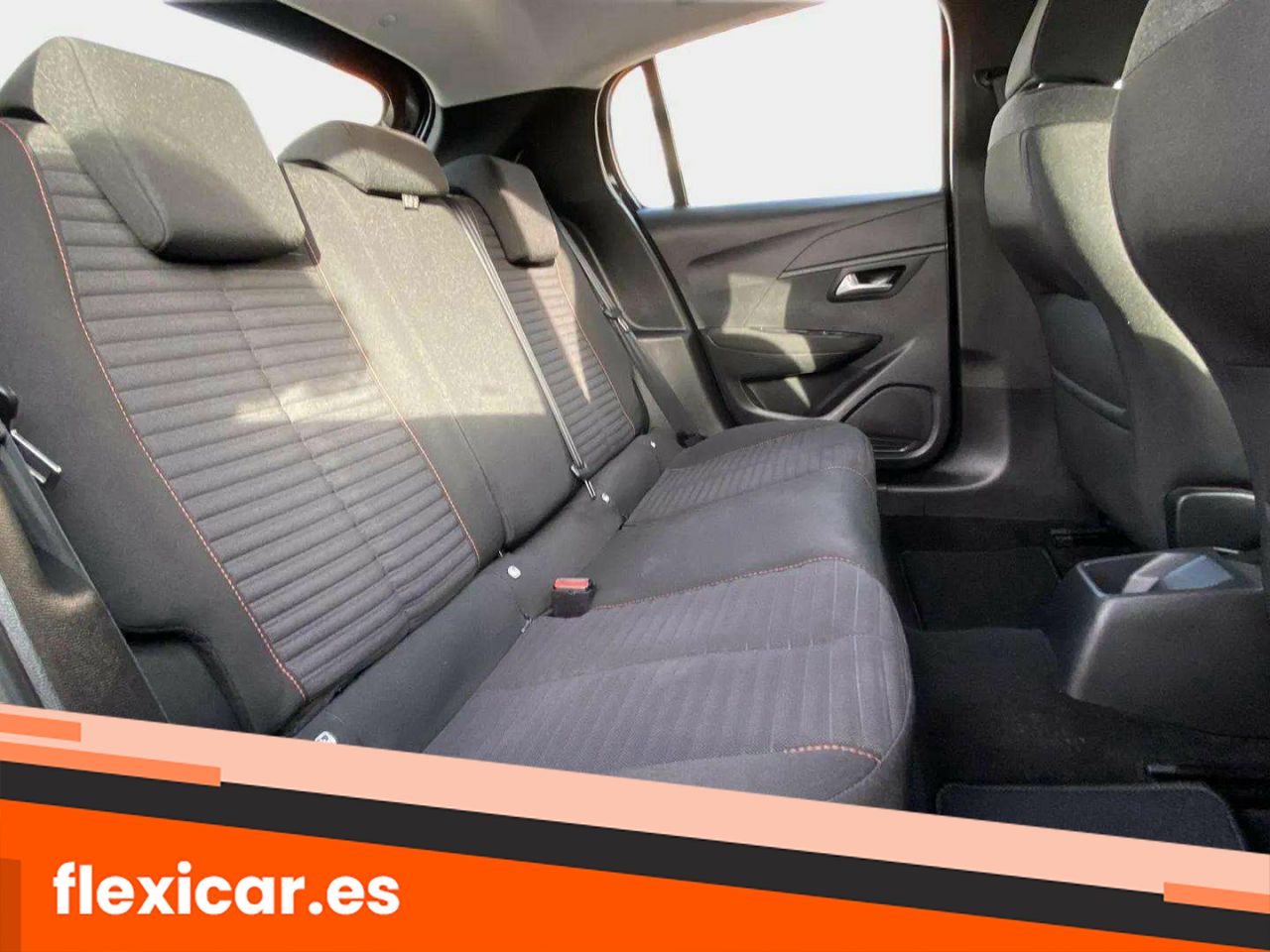 Foto Peugeot 208 12