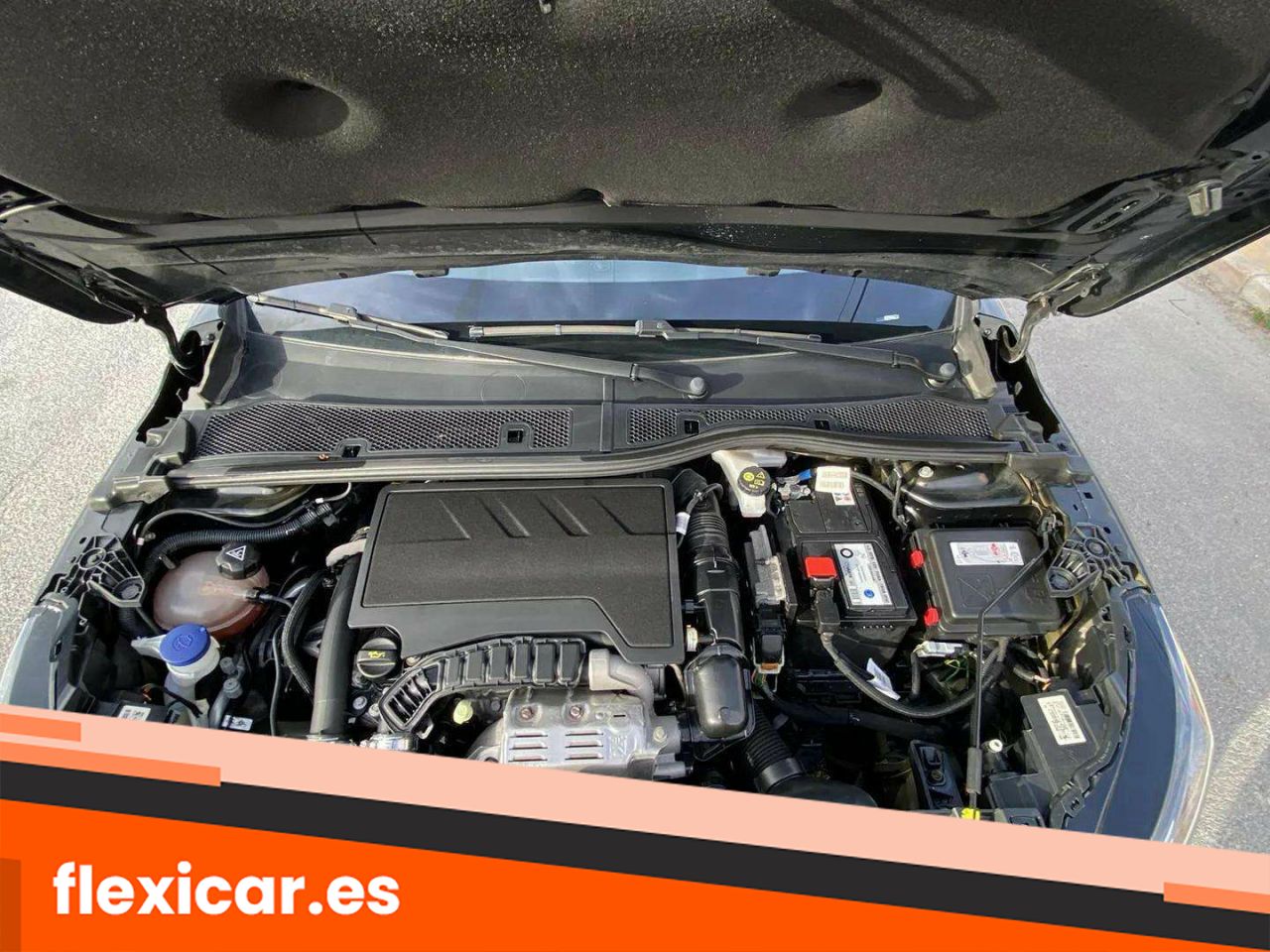 Foto Peugeot 208 15