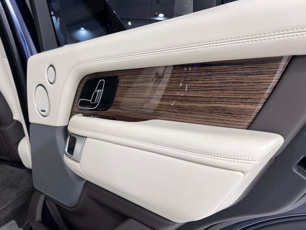 Foto Land-Rover Range Rover 23