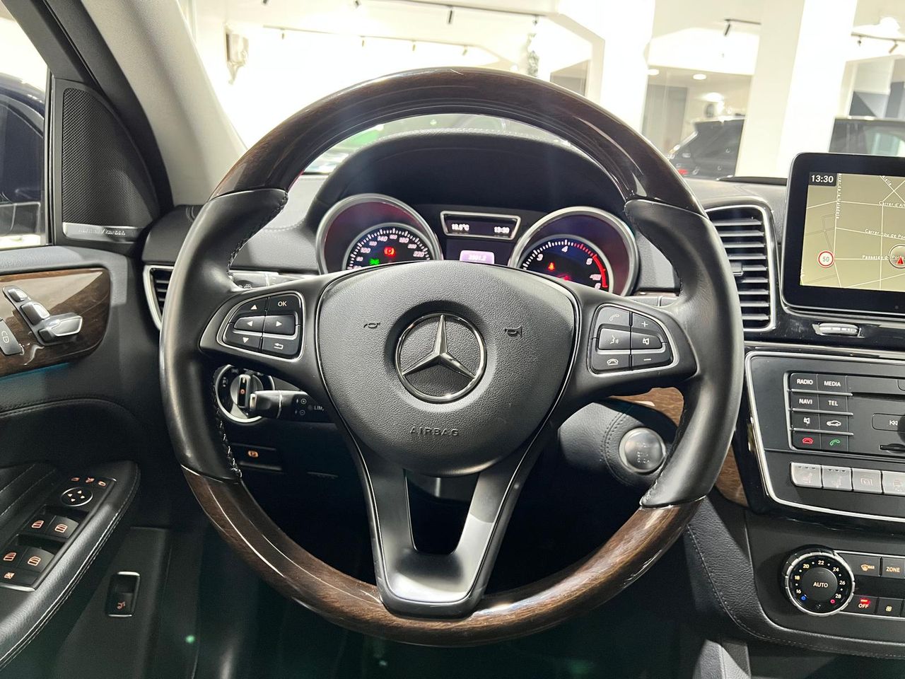 Foto Mercedes-Benz Clase GLE 11
