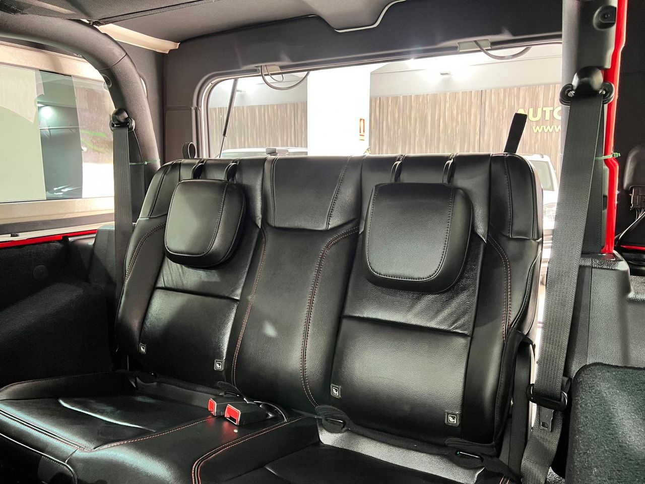 Foto Jeep Wrangler 13