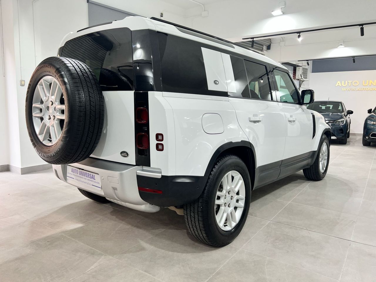 Foto Land-Rover Defender 4